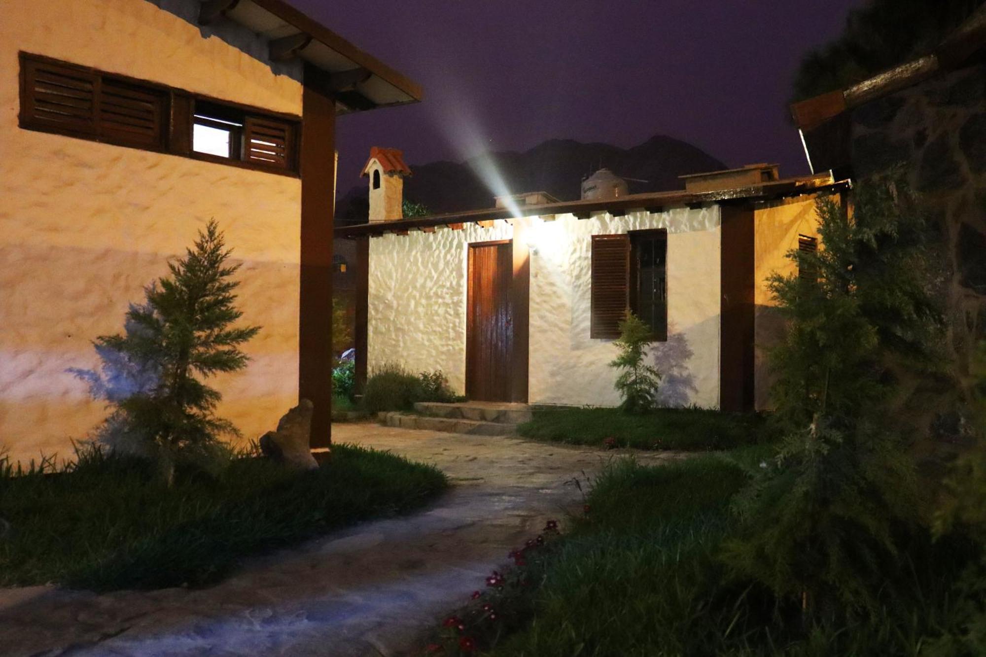 Los Andes - Restaurant & Bungalows シエネギージャ エクステリア 写真